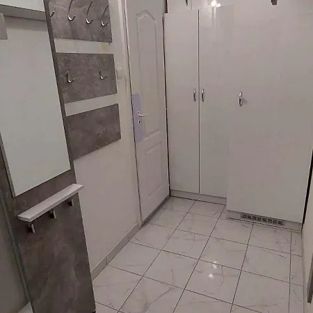 Apartament Virag-lak *